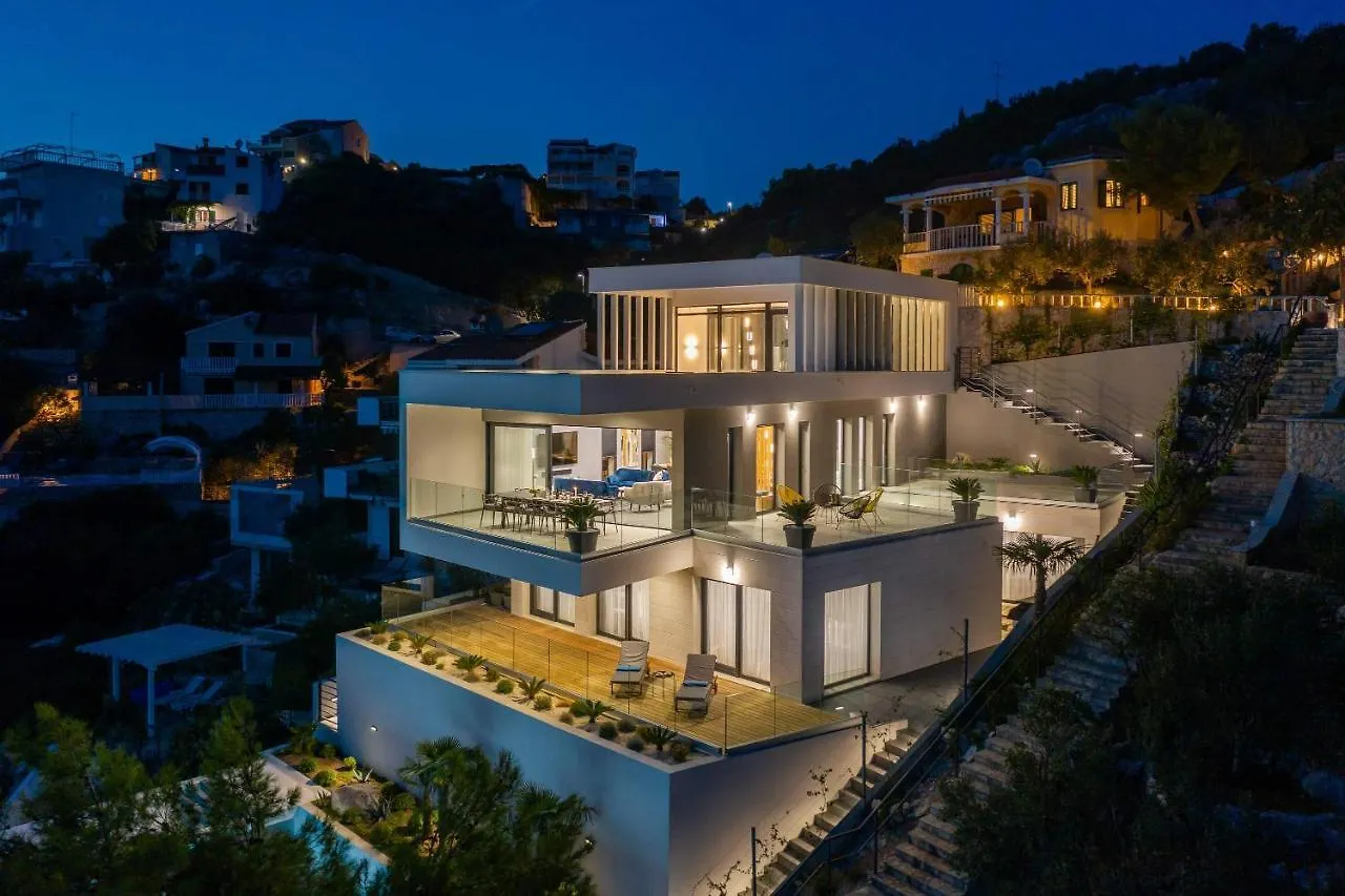 Villa Mar Trogir Cfh 0*,  Croazia